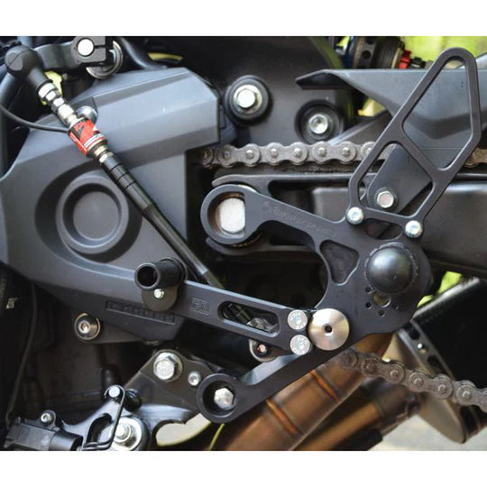 Woodcraft Rearset Yamaha XSR900 2016-2021 - Adventure Parts