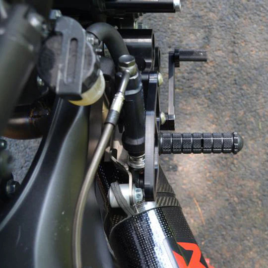 Woodcraft Rearset Yamaha XSR900 2016-2021 - Adventure Parts