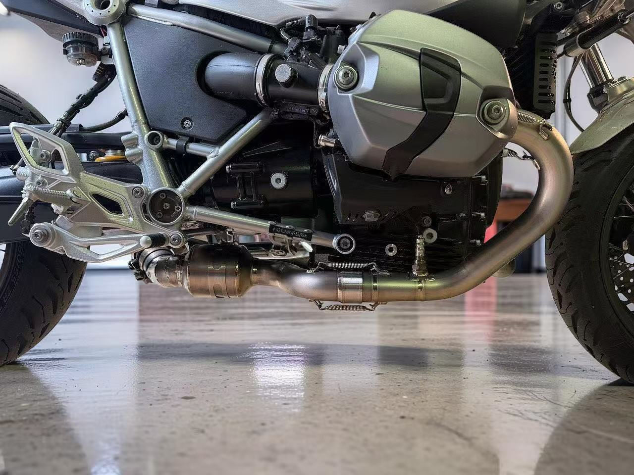 Vandemon Titanium Exhaust System with Brushed Headers BMW R nineT 2014-2020