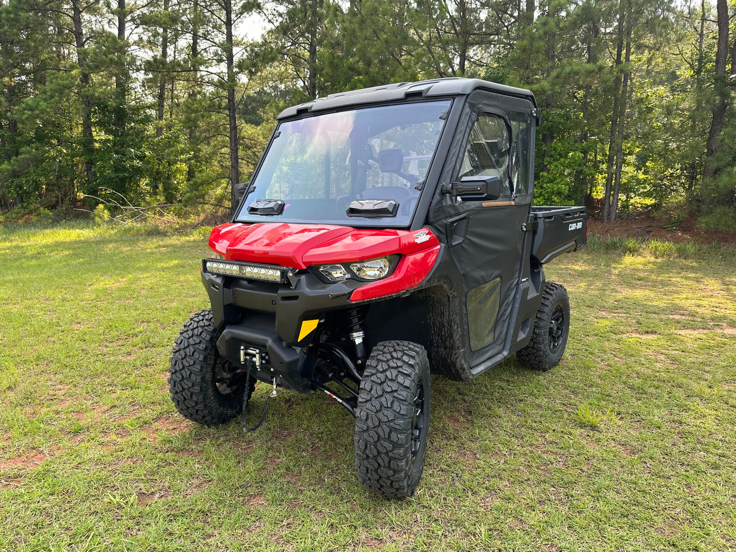 Seizmik Toolless Versa-Vent Scratch Resistant Hard Coated Windshield Kit Can-Am Defender