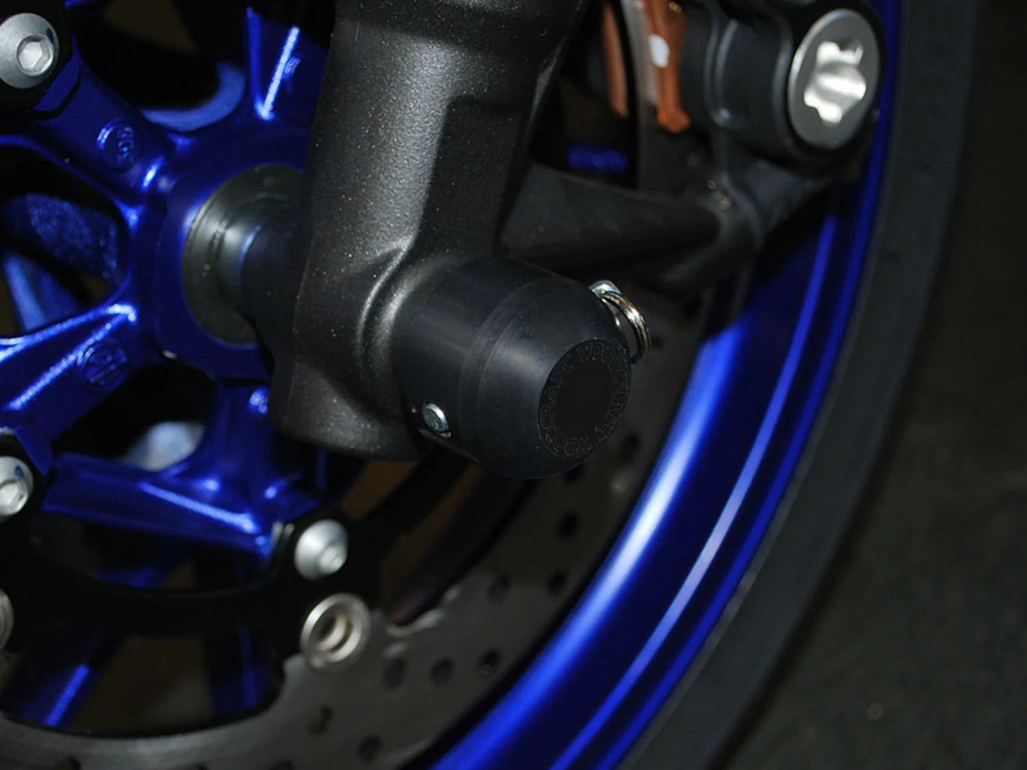 Woodcraft Front Axle Slider Kit Yamaha FZ09, FJ09, XSR900 2014-2026