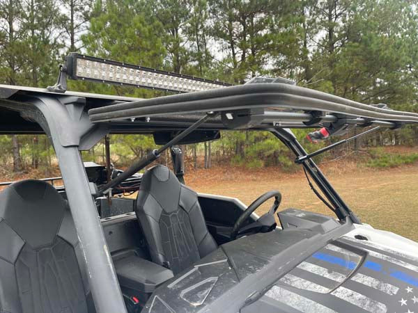 Flip-Up Versa Vent Windshield (Scratch Resistant Polycarbonate) Polaris General
