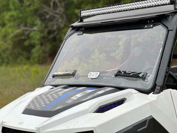 Flip-Up Versa Vent Windshield (Scratch Resistant Polycarbonate) Polaris General