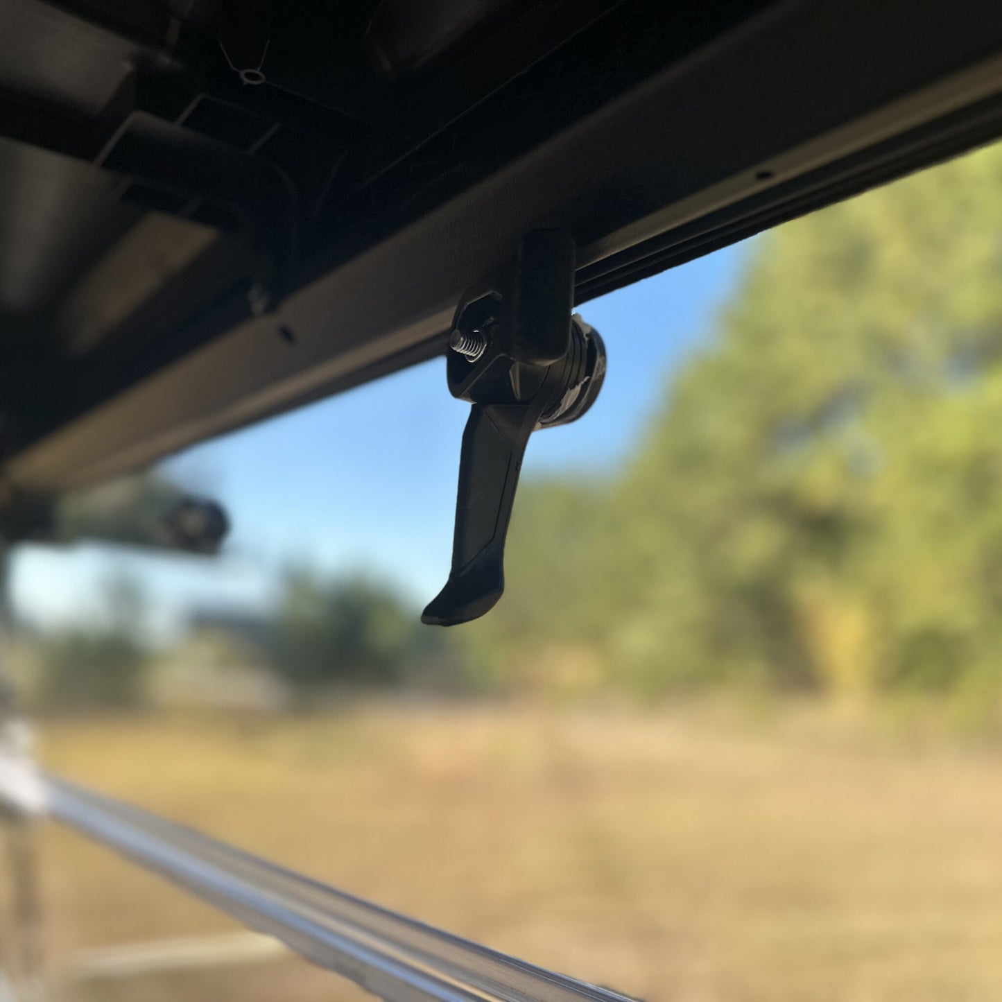 Seizmik Hard Rear Folding Windshield (UV Resistant Polycarbonate) Kawasaki Ridge