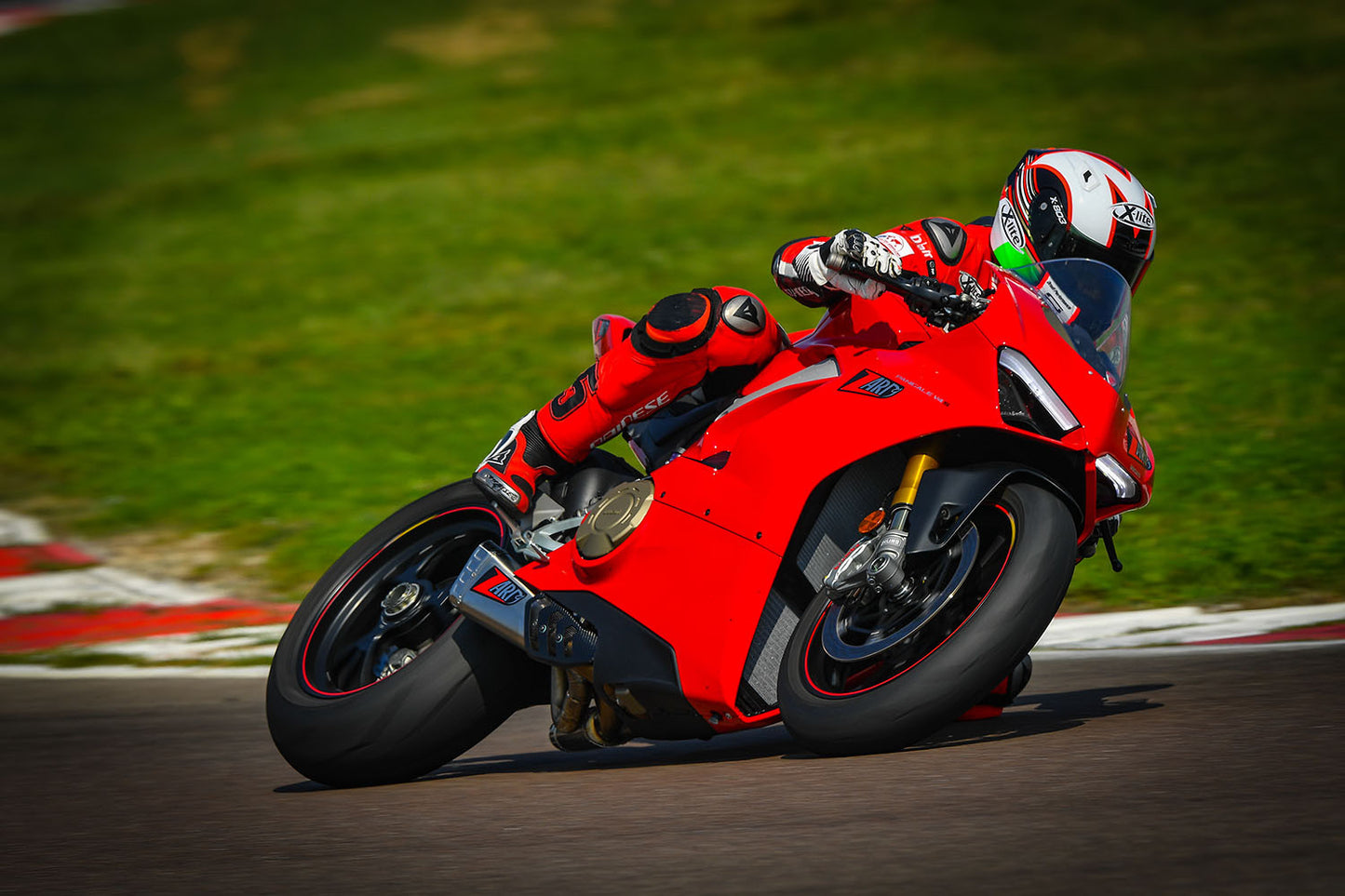 ZARD Exhaust Slip-On Compensed Ducati Panigale V4/V4S 2018-2023 - Adventure Parts