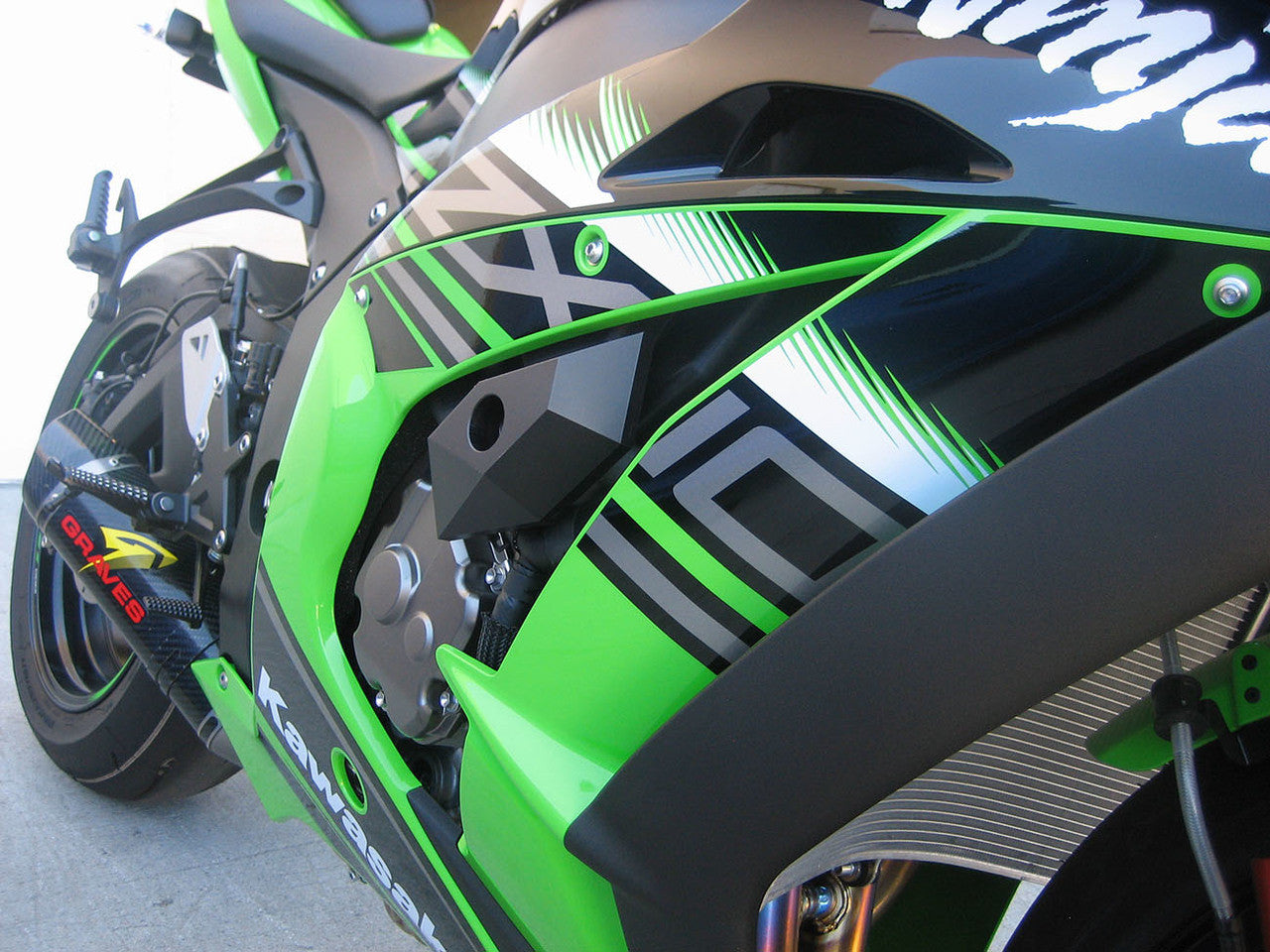Graves Frame Sliders Kawasaki Ninja ZX-10R 2016-2024