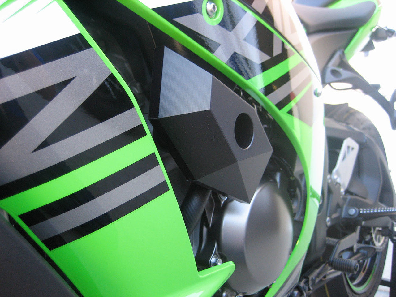 Graves Frame Sliders Kawasaki Ninja ZX-10R 2016-2024