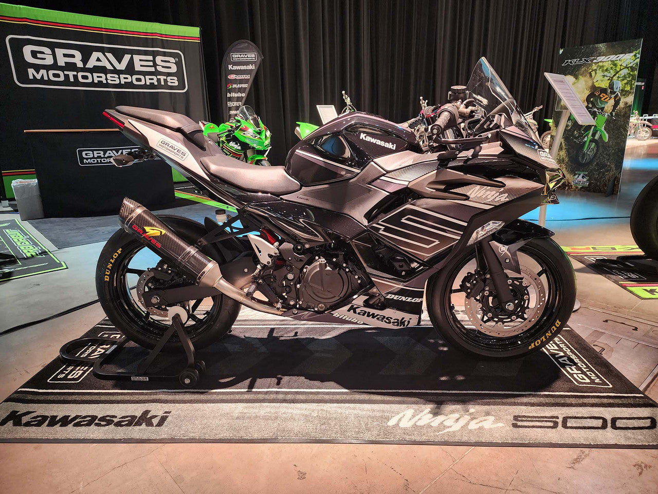 Graves OEM Bodywork Graphics Set Kawasaki Ninja 500 2024