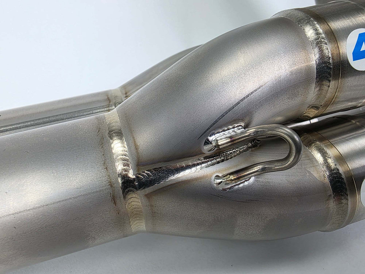 Graves Full Titanium Superbike Exhaust System Yamaha R1 2015+