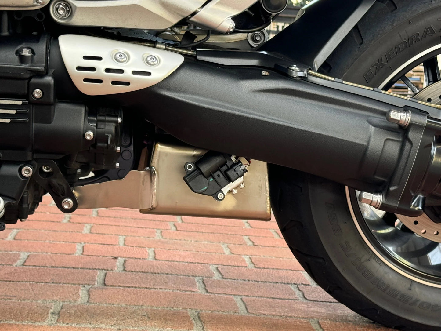 Vandemon Bimodal Titanium Slip-On Exhaust Sytem Triumph Rocket 3R, GT 2500 2024-2025