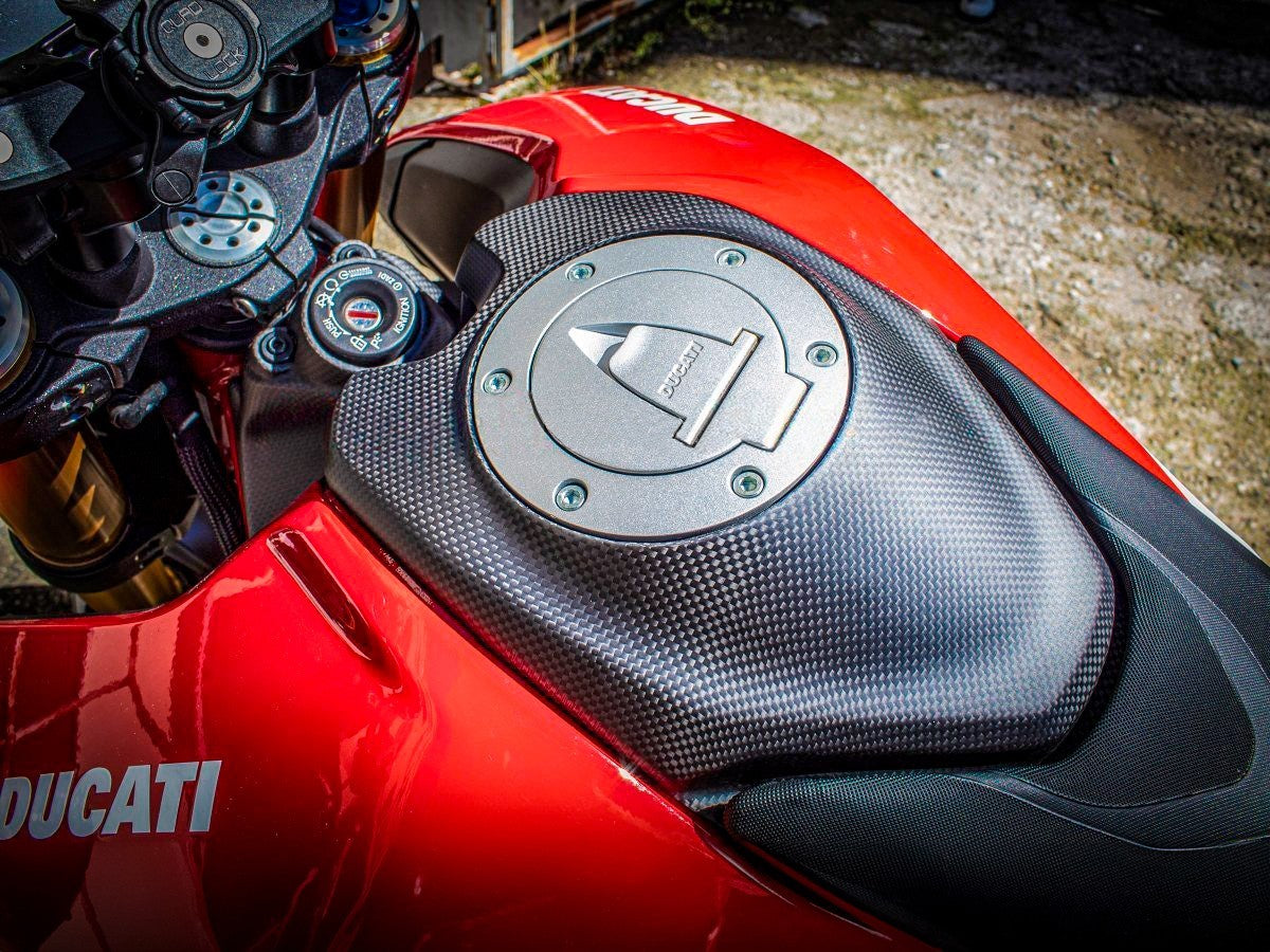 DBK Carbon Tank Cover Ducati Hypermotard 950 2019-2025 - Adventure Parts