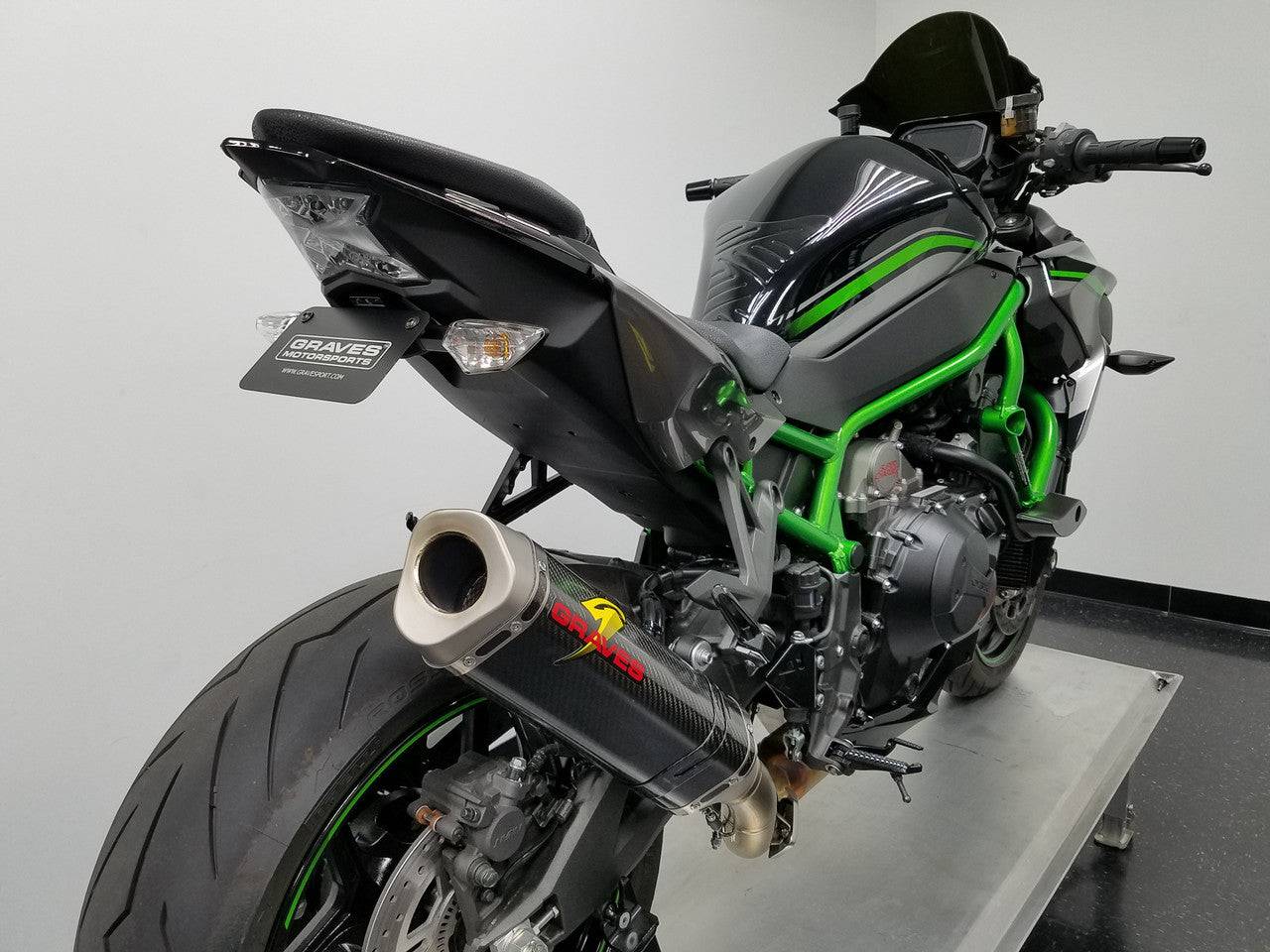 Graves Cat Eliminator Carbon Exhaust Kawasaki ZH2 2020-2024 - Adventure Parts