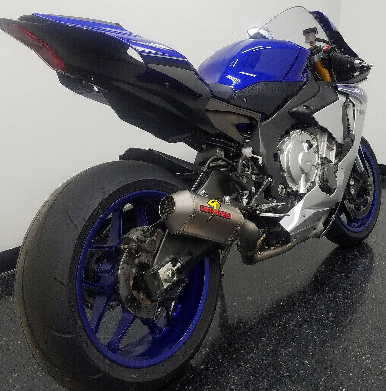Graves Full Titanium Exhaust System with Titanium 200mm Silencer Yamaha R1 2015-2024 - Adventure Parts