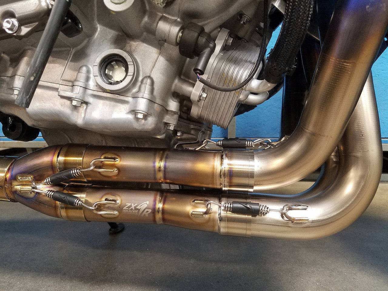 Graves LINK LOW Mount Full Exhaust System Kawasaki Ninja ZX-10R ZX-10R 2016-2024 - Adventure Parts