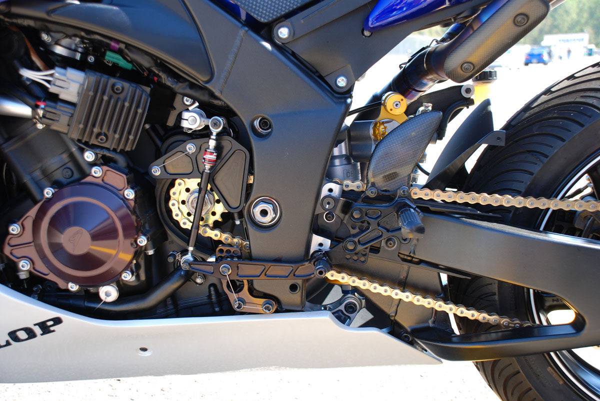 Graves WORKS Rearsets Yamaha R1 2009-2014 - Adventure Parts