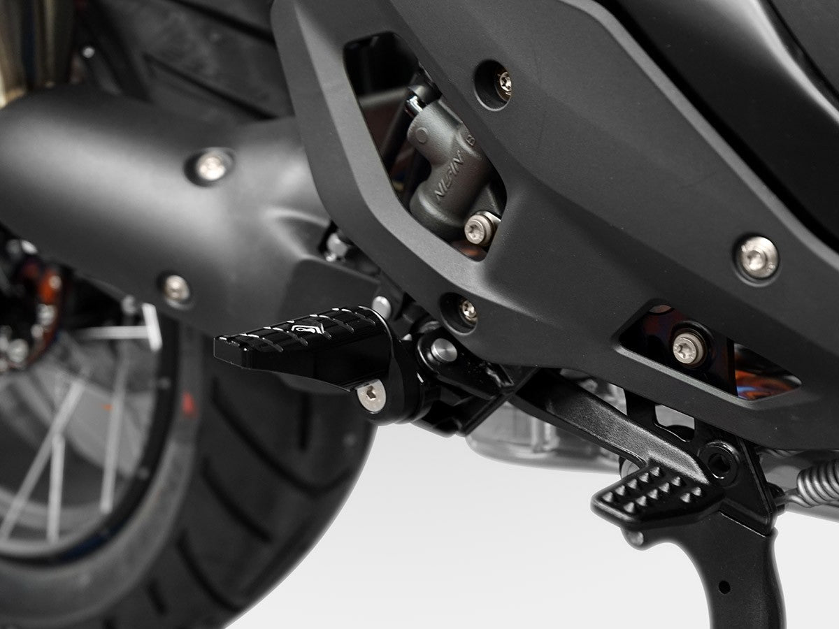 DBK Footpegs Kit Sport Adjustable Pilot BMW R1300GS 2024-2025