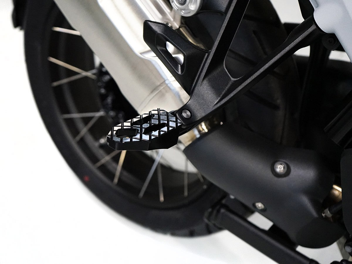 DBK Footpegs Kit Touring Passenger BMW R1300GS 2024-2025