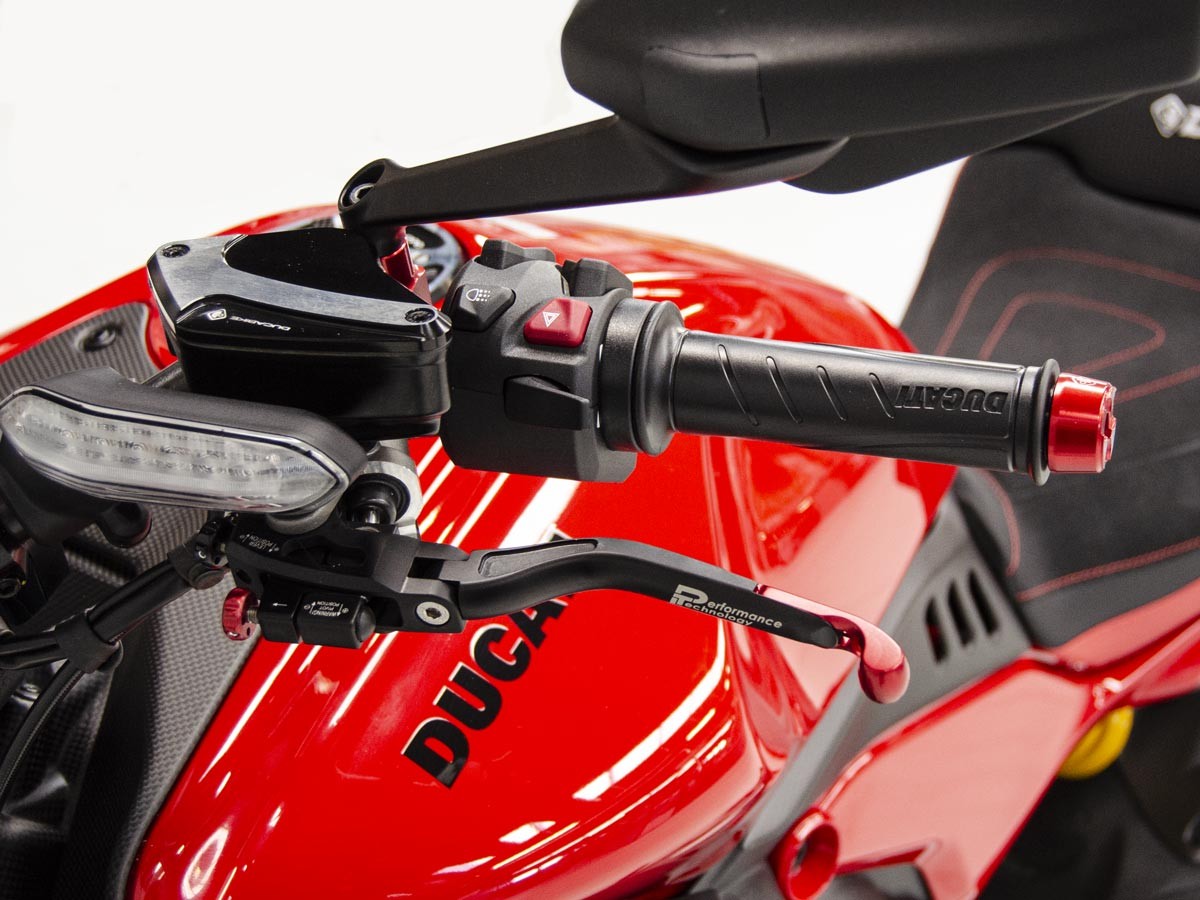 Performance Technology Clutch Levers Double Adjustment Ducati Diavel V4 2023-2024