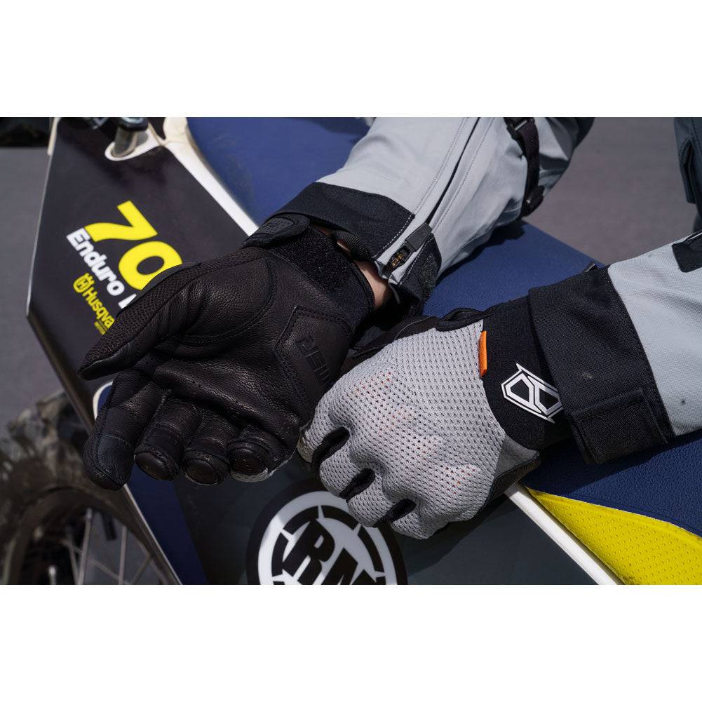 MSR ADV Air Motorcycle Gloves w/ D3O