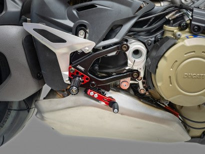 DBK Rearsets Adjustable Ducati Streetfighter V4/S 2025 - Adventure Parts