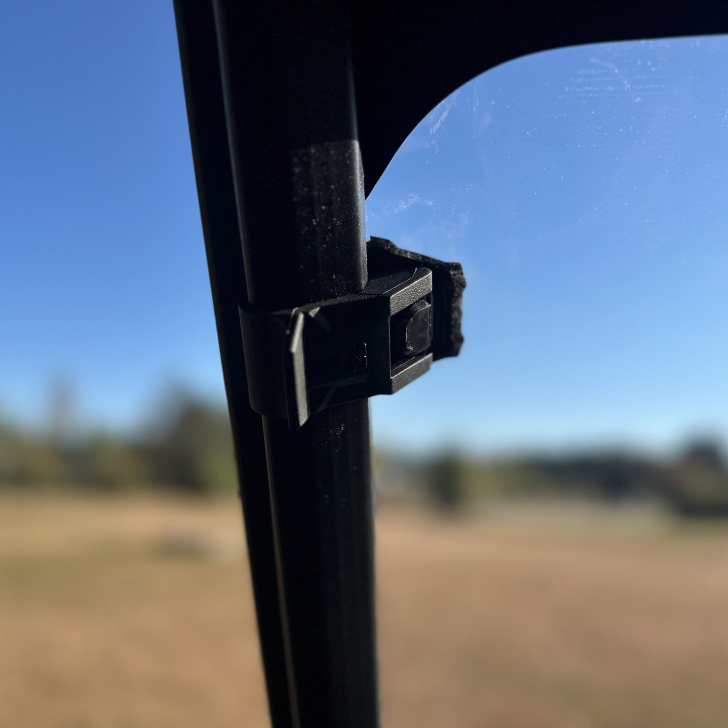 Seizmik Toolless Versa-Vent UV Resistant Polycarbonate Windshield Kit Kawasaki Ridge
