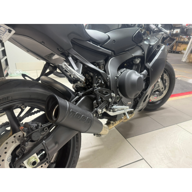 Toce Visor Tip Full Exhaust - Yamaha R9 - Adventure Parts