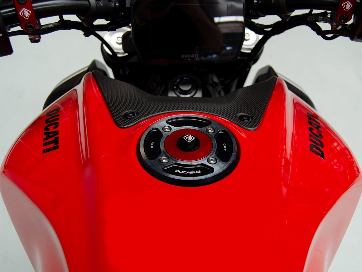 DBK Fuel Tank Cap Ducati Diavel V4 2023-2025