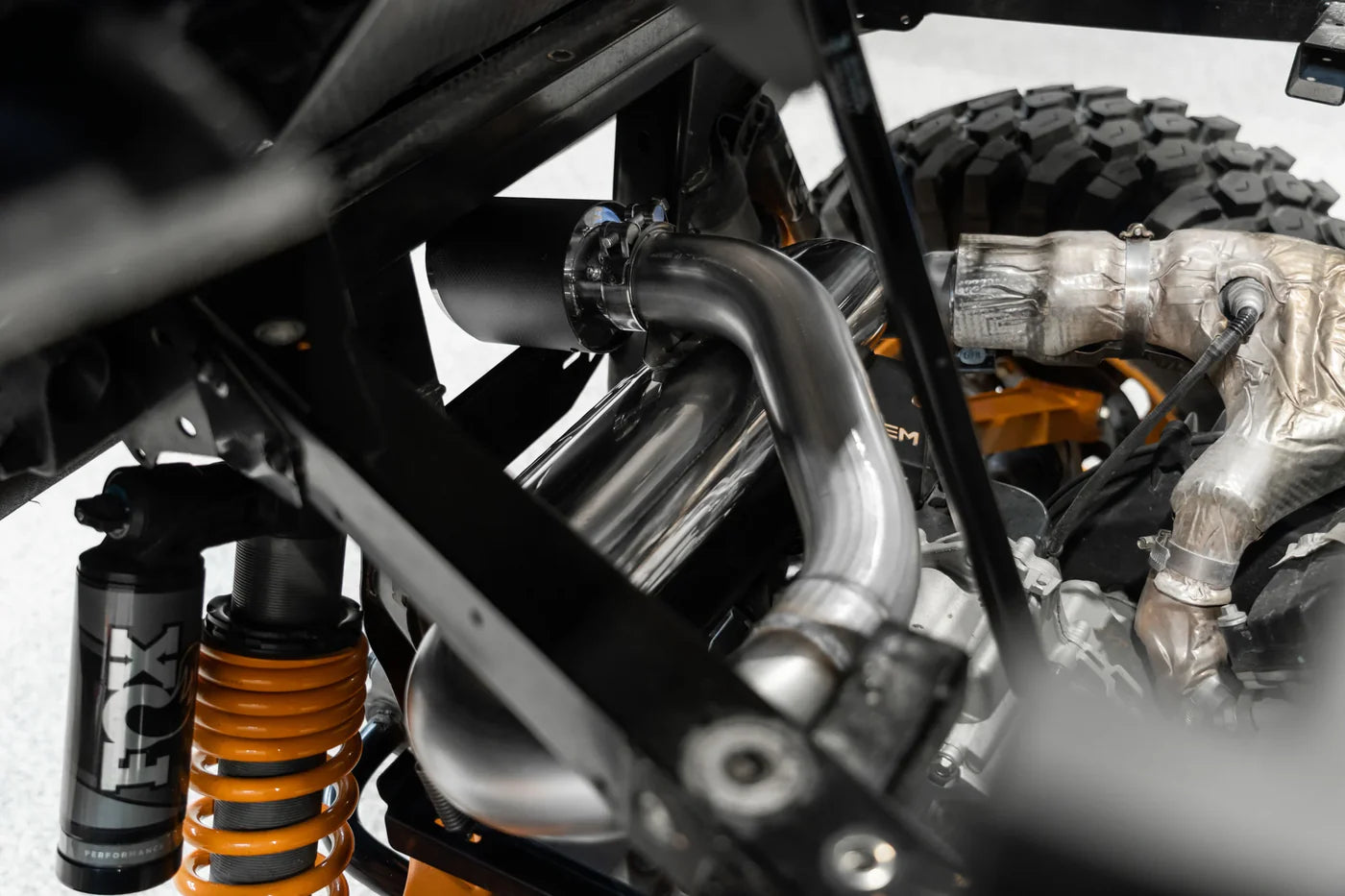 MBRP Single Slip-on Center Exit Performance Series Can-Am Commander 1000R 2021-2025