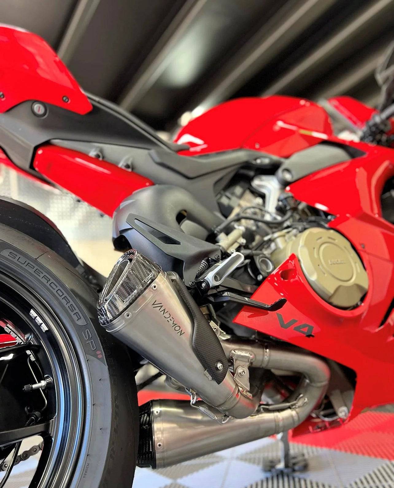 Vandemon All Titanium Slip-On Ducati Panigale & Streetfighter V4 - Adventure Parts