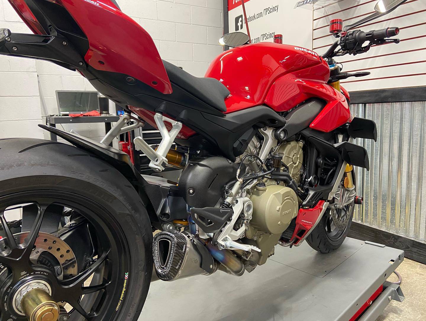 Vandemon Full Titanium Exhaust system Ducati V4 Panigale & Streetfighter 2023-2024 - Adventure Parts