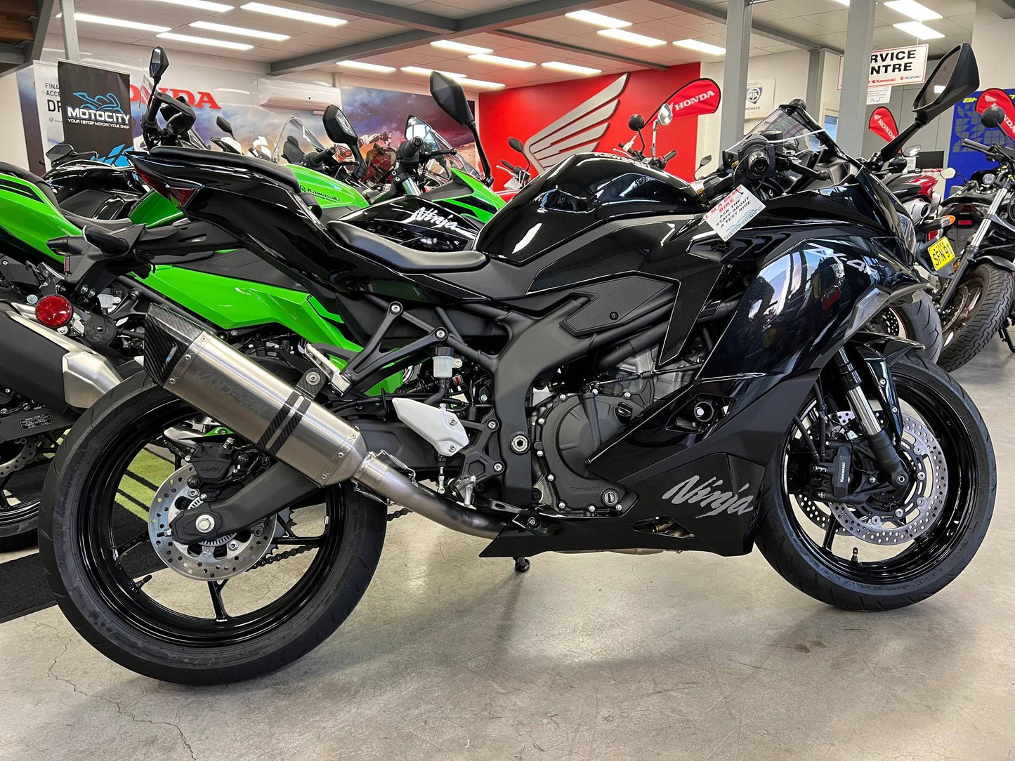 Vandemon Side Mount Titanium Race Exhaust System Kawasaki ZX4R-ZX4RR 2023-2025 - Adventure Parts