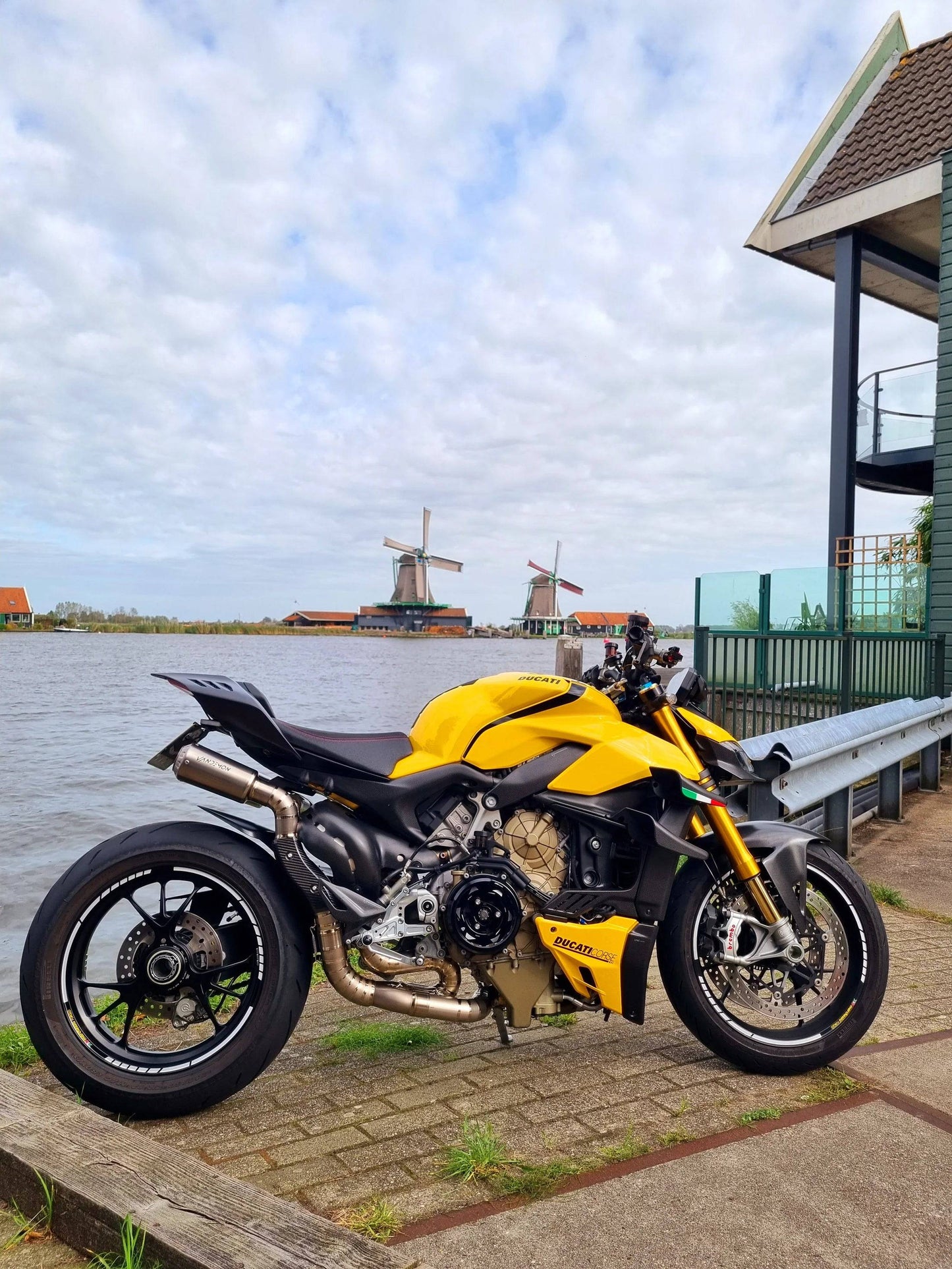 Vandemon Titanium High Mount 3/4 Slip-On Ducati Panigale & Streetfighter V4 2018-2022 - Adventure Parts