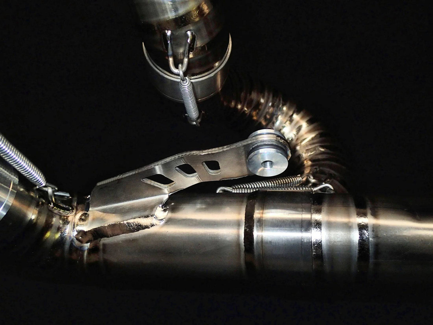 Vandemon Titanium High Mount Exhaust System Ducati Panigale 1199S, 1299S, 1299 SP & R 2011-2018 - Adventure Parts