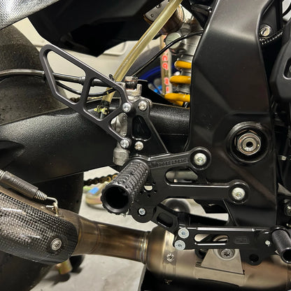 Woodcraft Complete Std. Shift Rearset Kit W/ Pedals Suzuki GSX-8S/R 2023-2026