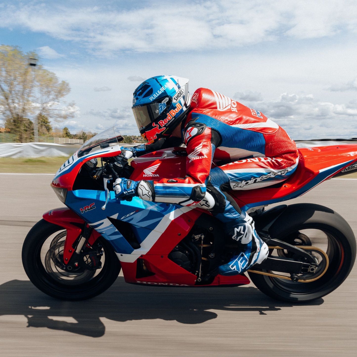 Shoei X-Fifteen Marquez 73 V2 Full Face Motorcycle Helmet