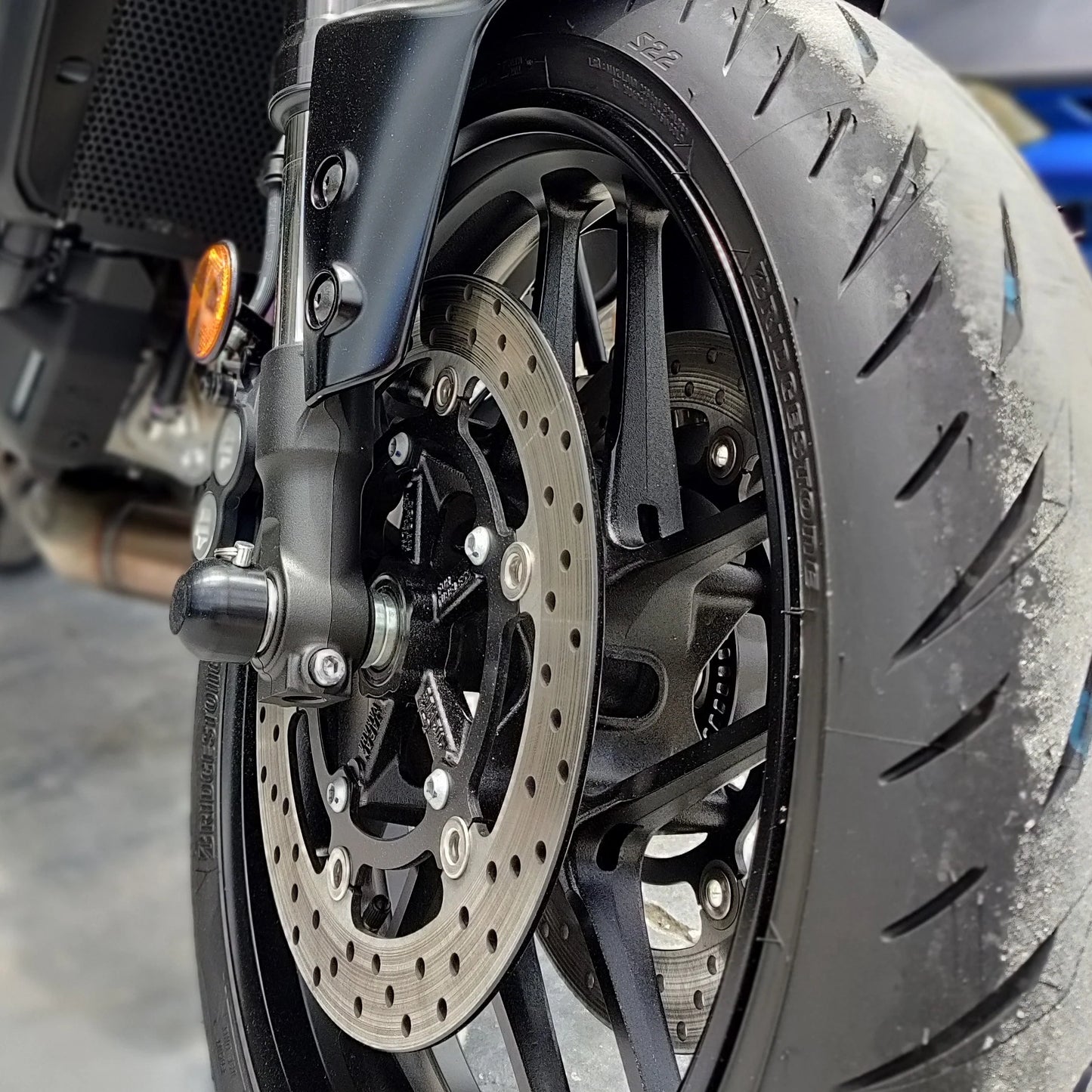 Woodcraft Front Axle Slider Kit Yamaha FZ1/FZ6/MT-09/Tracer 9GT 2006-2026