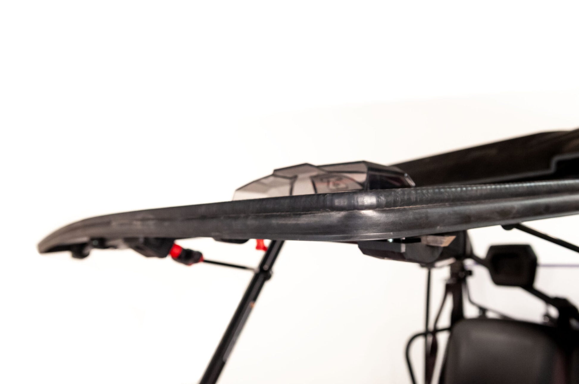 Seizmik Flip-Up Vented Windshield (Scratch Resistant Polycarbonate) Can-Am Defender - Adventure Parts