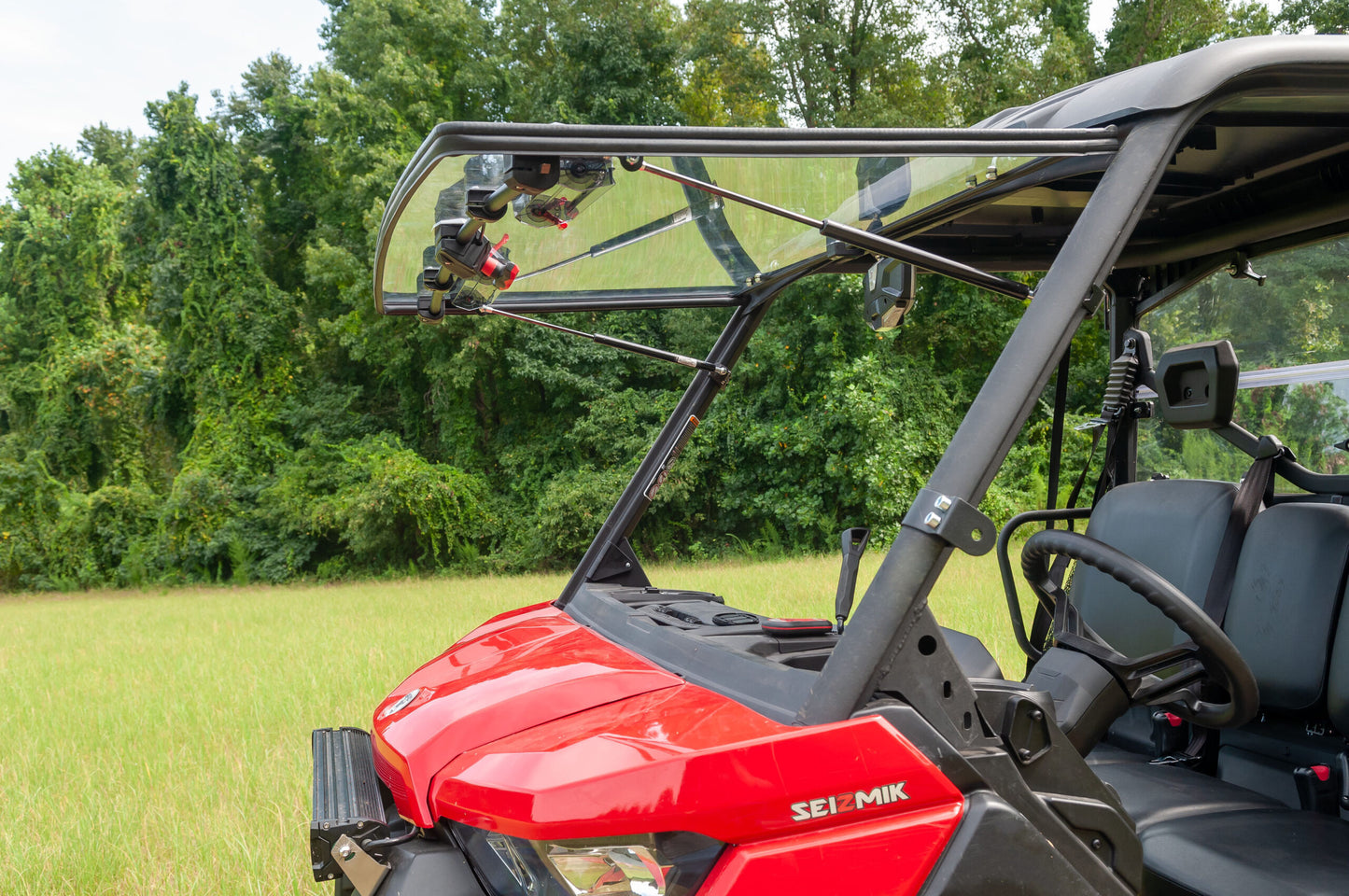 Seizmik Flip-Up Vented Windshield (Scratch Resistant Polycarbonate) Can-Am Defender - Adventure Parts