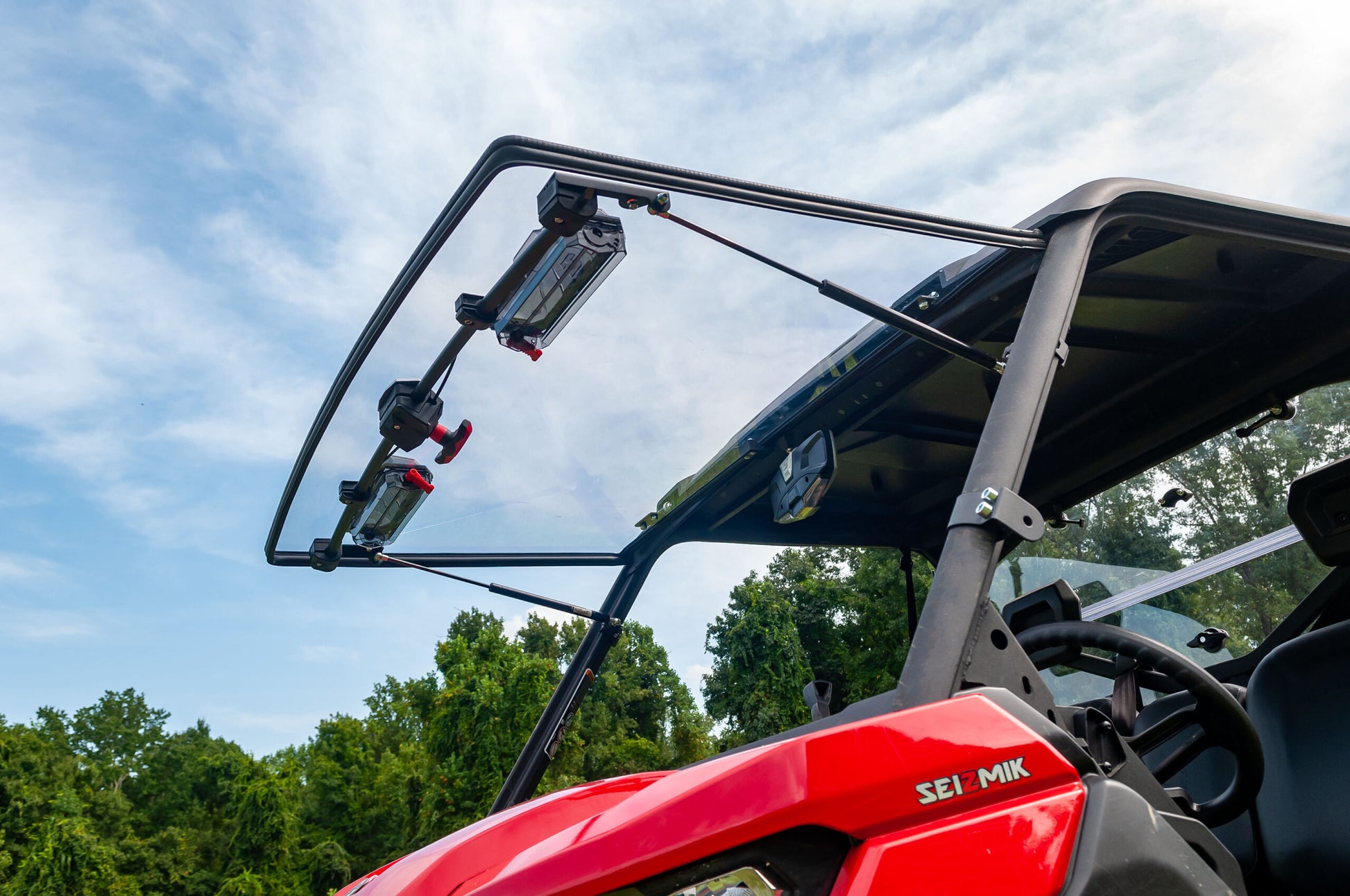 Seizmik Flip-Up Vented Windshield (Scratch Resistant Polycarbonate) Can-Am Defender - Adventure Parts