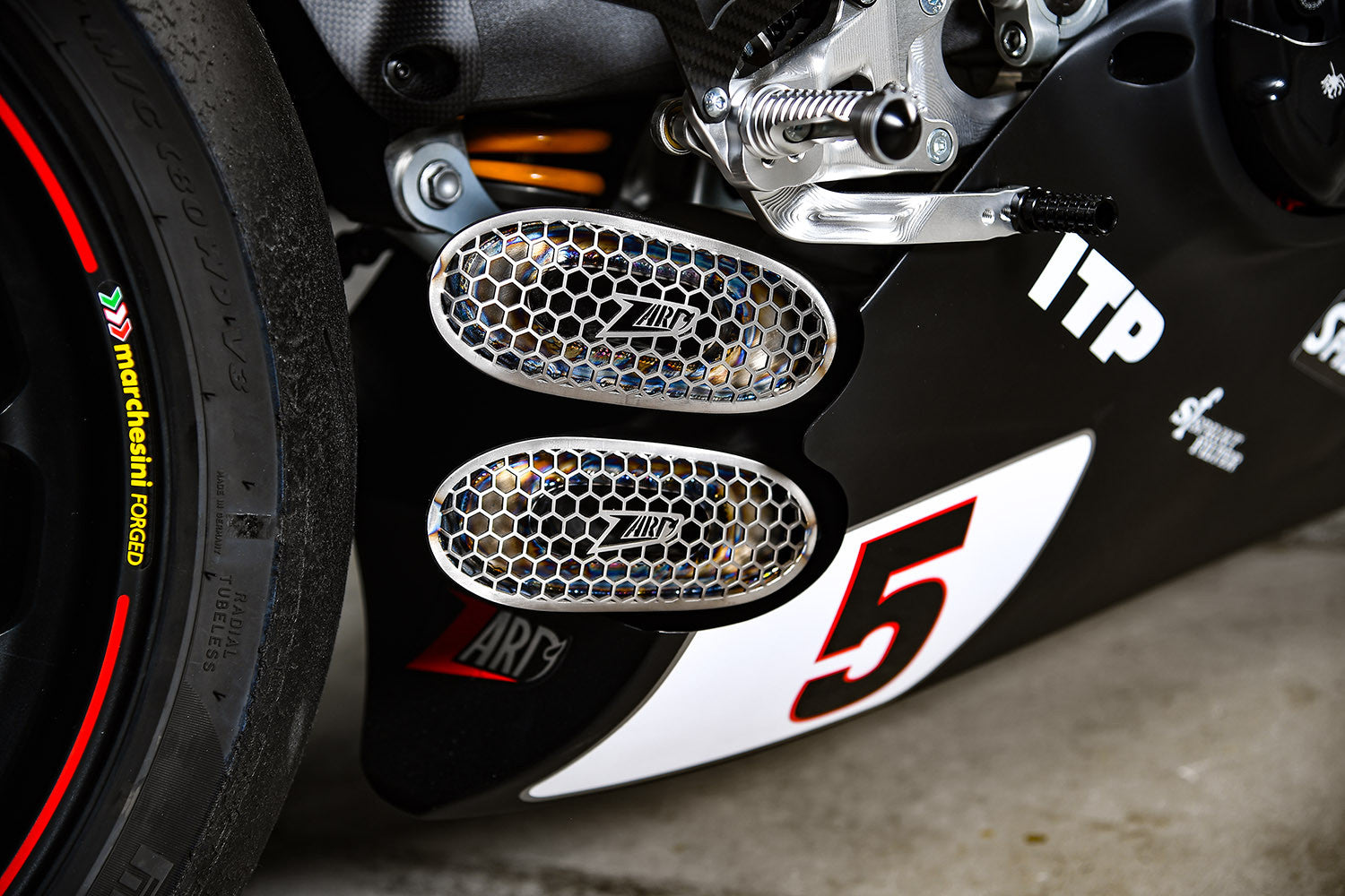 ZARD Exhaust "Dm5" Full Kit Ducati Panigale V4-V4S 2018-2019 - Adventure Parts