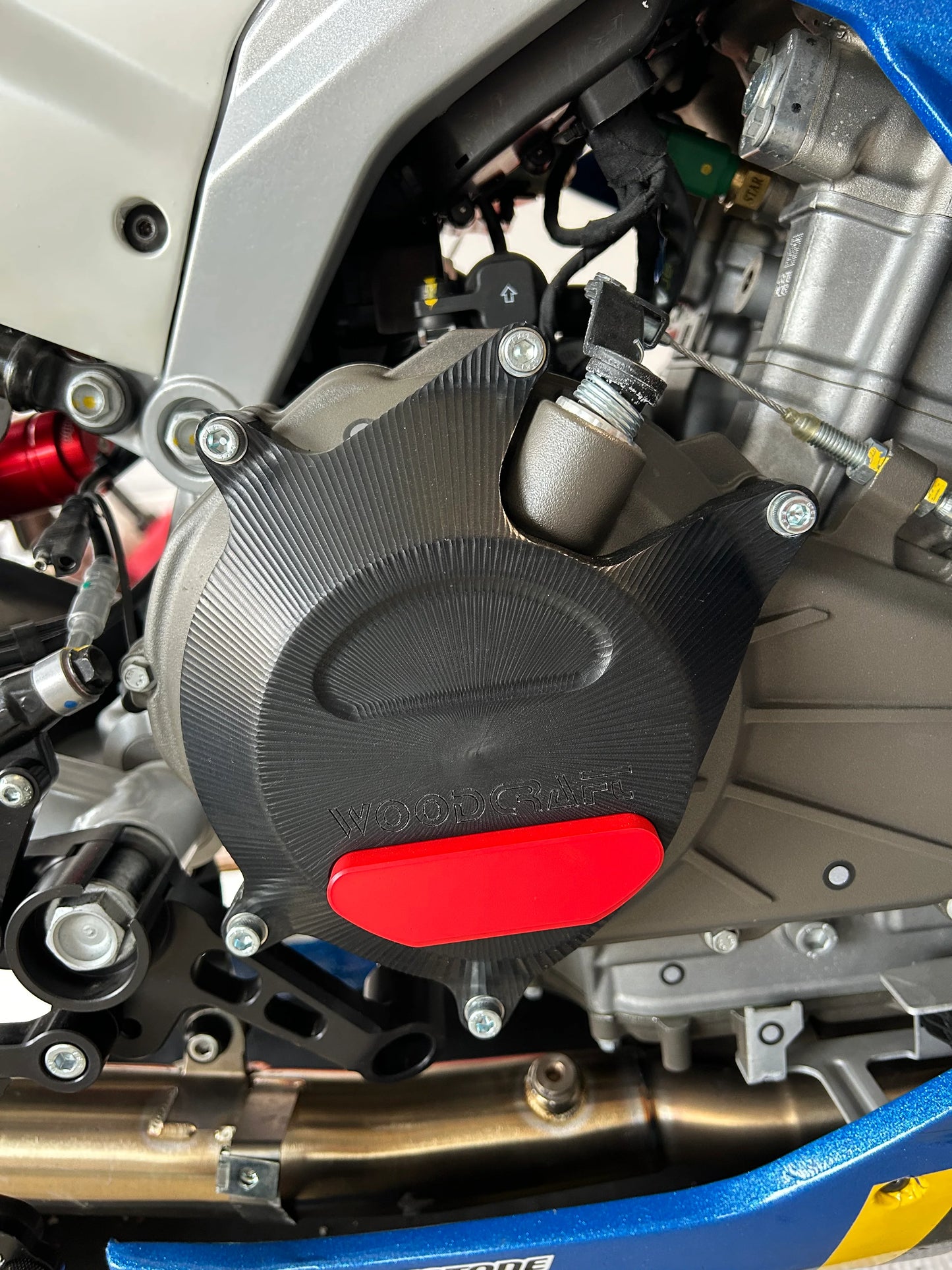 Woodcraft Clutch Cover Protector UHMW Plastic w/ Skid Plate Aprilia RS457 2024-2025 - Adventure Parts