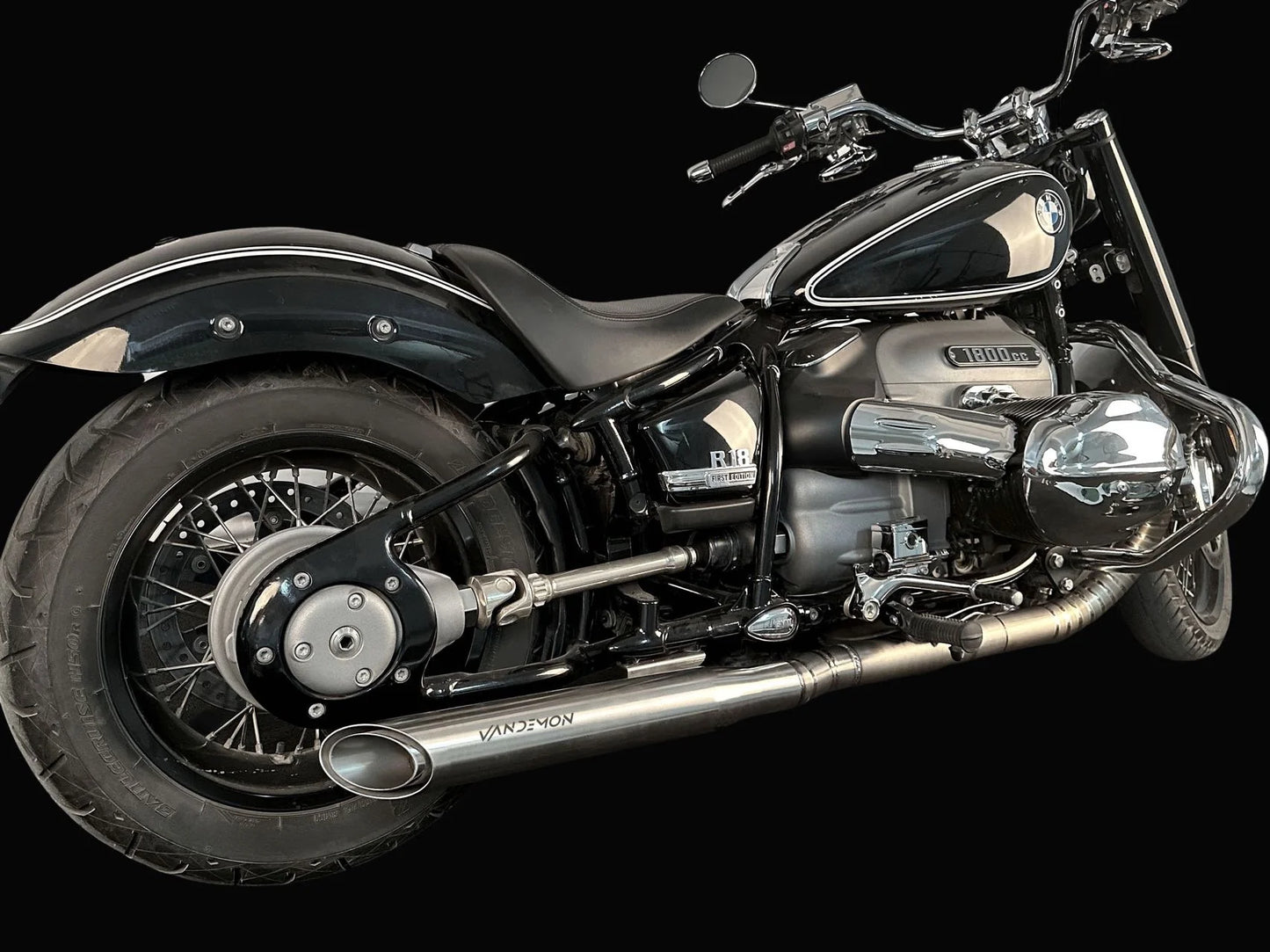 Vandemon Long Titanium Exhaust System BMW R18 2020-2025 Bagger/Classic
