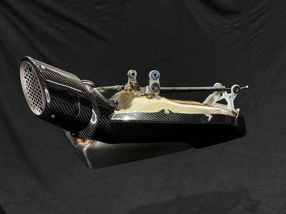 Vandemon Carbon Fibre Dresser Kit OEM Muffler Ducati V2 Panigale 2020-2024