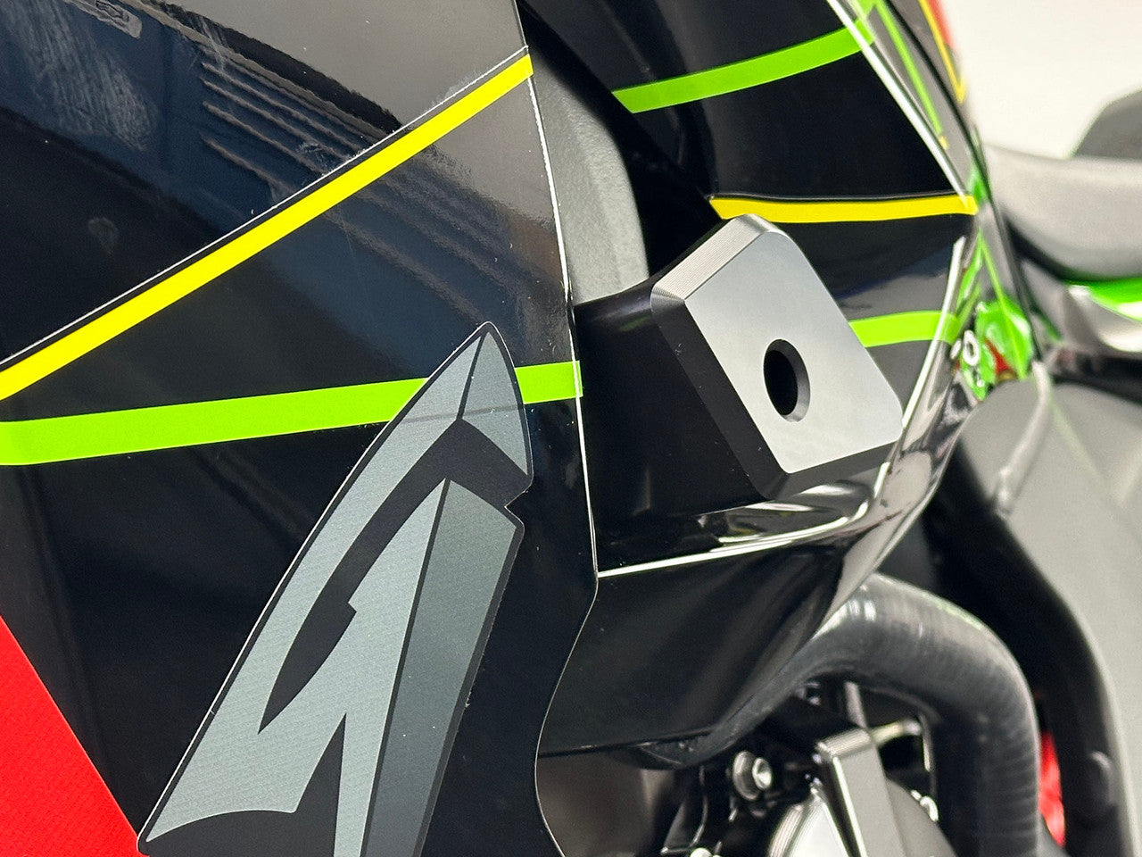 Graves Frame Sliders Kawasaki Ninja ZX-6R 2024