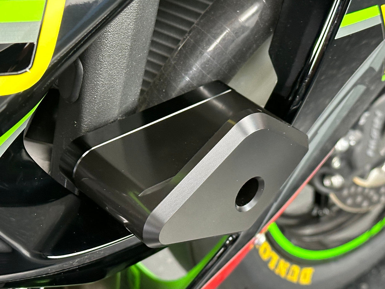 Graves Frame Sliders Kawasaki Ninja ZX-6R 2024