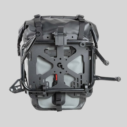 Giant Loop MotoTrekk Panniers Outlet