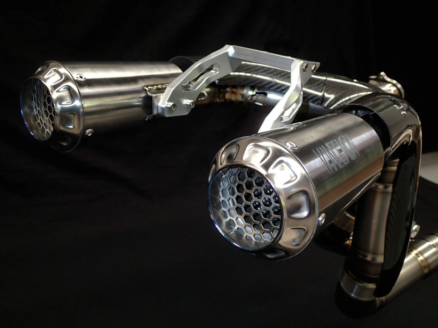 Vandemon High Mount Exhausts Silencers Ducati Panigale 899,959,1199,1299 & V2