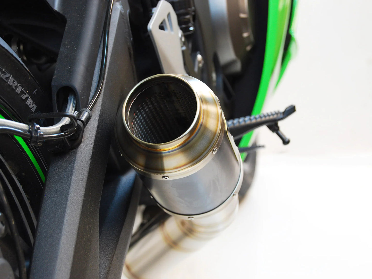 Competition Werkes Slip-On Exhaust Kawasaki ZX-6R 2013+ - Adventure Parts