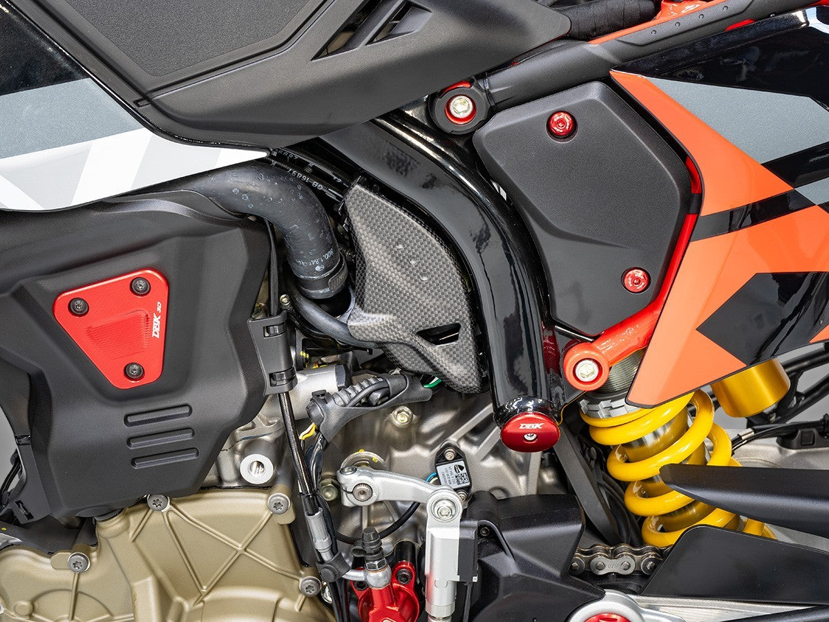 DBK Carbon Side Panel Ducati Hypermotard 698 2024-2025 - Adventure Parts