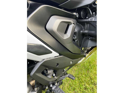 DBK Panels Carbon Side Matt  BMW R1300GS 2024-2025